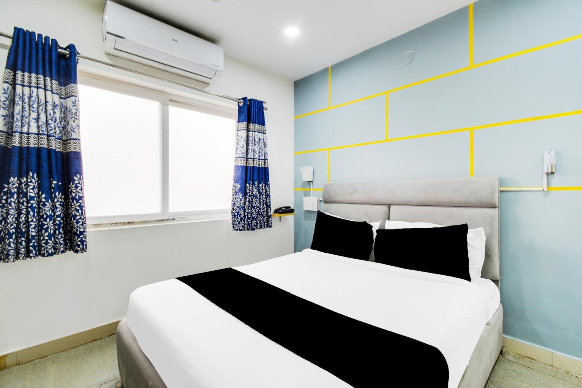 Super Townhouse Madhapur 100 Feet Road Formerly Jkc Grand Hyderabad Ngoại thất bức ảnh